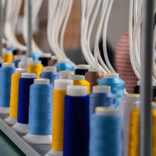 Falsificación y explotación laboral: un vínculo estructural según nuevo estudio de la OCDE y la Euipo