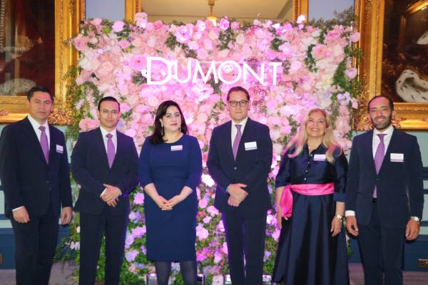 Dumont toma Londres